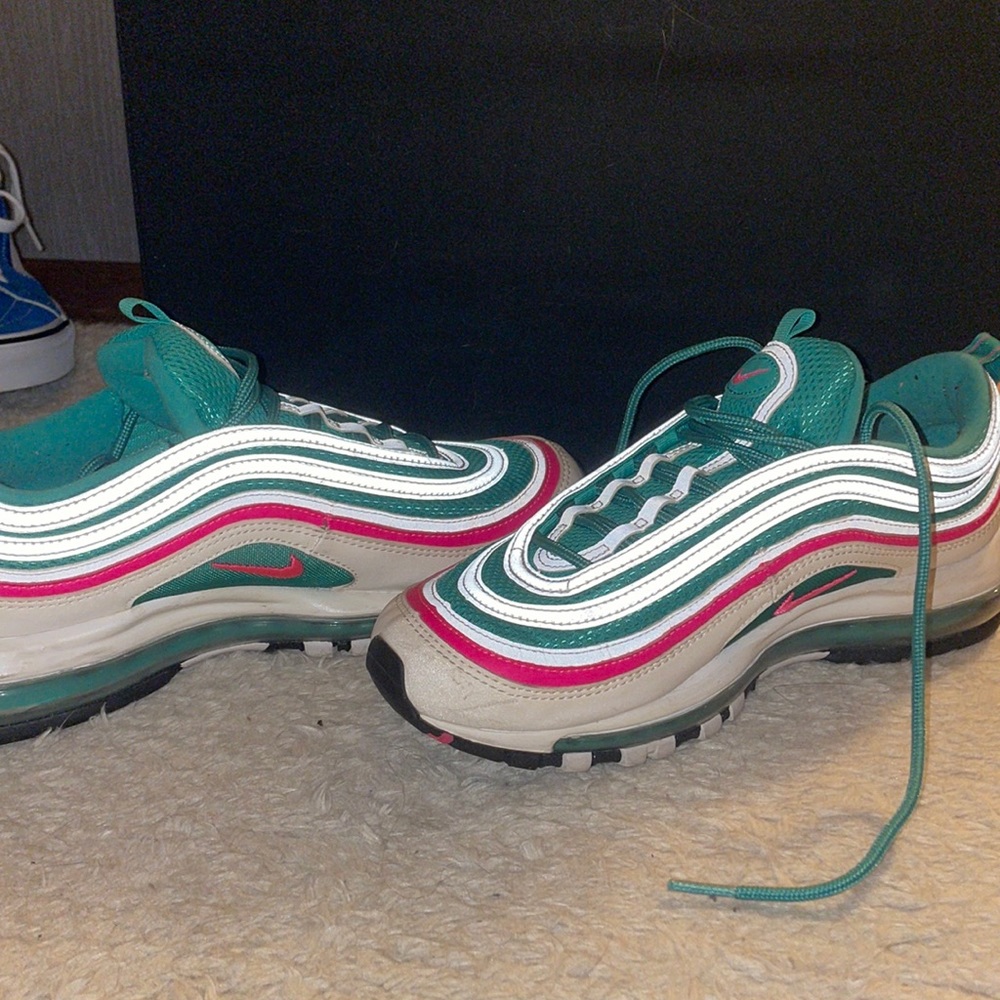 women or men can wear these, womens-8, mens- 6.5